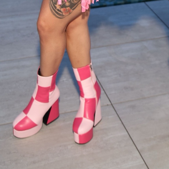 Color block platforms😍 - Picture 6 of 6